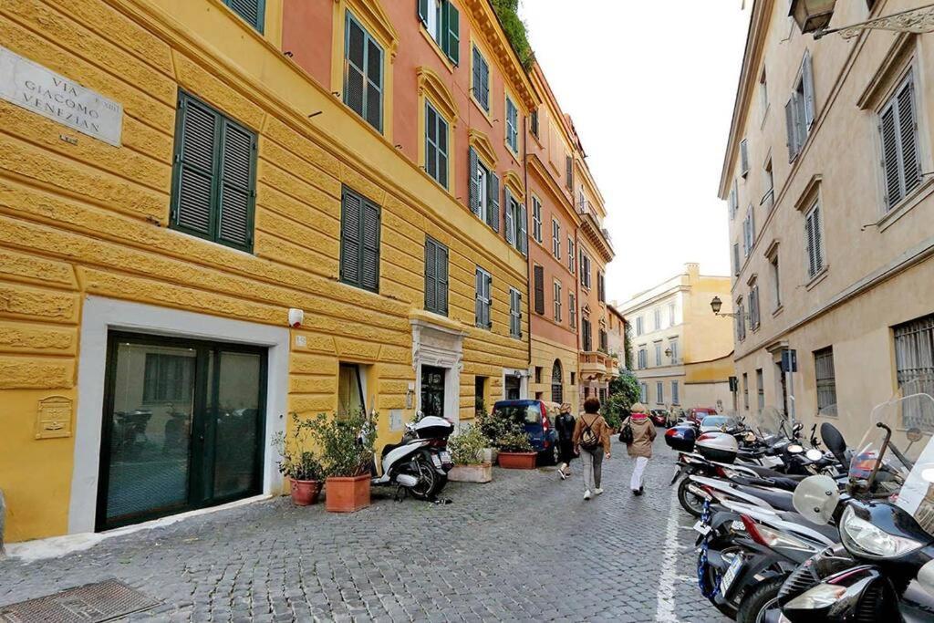 Trastevere Lovely Studio Apartment ローマ エクステリア 写真